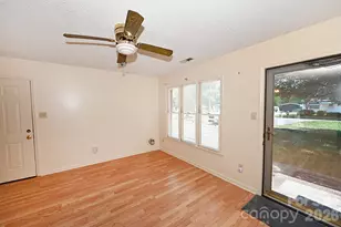 4445 Sulphur Springs Rd NE, Hickory, NC 28601 - Photo 11