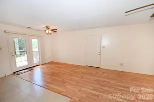 4445 Sulphur Springs Rd NE, Hickory, NC 28601 - Photo 13