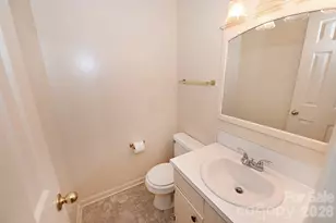 4445 Sulphur Springs Rd NE, Hickory, NC 28601 - Photo 23