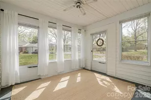 3231 Eastwood Dr, Charlotte, NC 28205 - Photo 3
