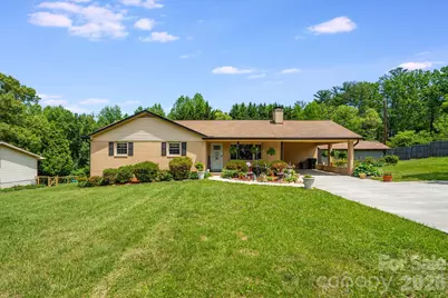 458 Beach Drive, Hendersonville, NC 28792 - Photo 3