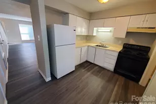 7949 Shady Oak Trail, Charlotte, NC 28210 - Photo 17