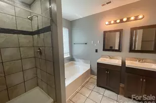 8418 Red Cypress Ct, Charlotte, NC 28216 - Photo 11