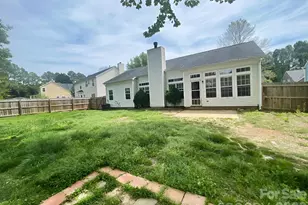 8418 Red Cypress Ct, Charlotte, NC 28216 - Photo 17