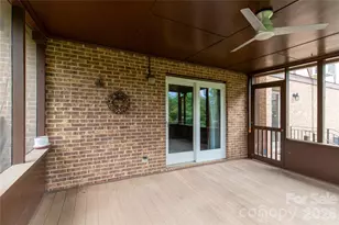 7201 Hopeton Rd, Charlotte, NC 28210 - Photo 37