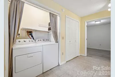 88 Lost Creek Drive, Flat Rock, NC 28731 - Photo 21