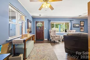 88 Lost Creek Dr, Flat Rock, NC 28731 - Photo 3
