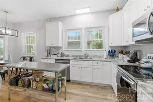 1818 Cannon Ave, Charlotte, NC 28269 - Photo 11