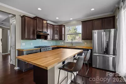 2603 Filson Court, Charlotte, NC 28214 - Photo 11