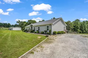 213 Big Oak Rd, Hendersonville, NC 28792 - Photo 7
