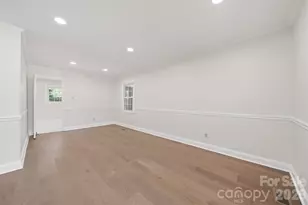1409 Woodberry Rd, Charlotte, NC 28212 - Photo 7