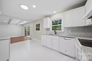 1409 Woodberry Rd, Charlotte, NC 28212 - Photo 15