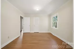 1409 Woodberry Rd, Charlotte, NC 28212 - Photo 17