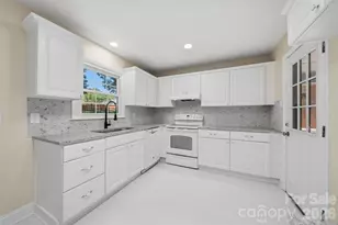 1409 Woodberry Rd, Charlotte, NC 28212 - Photo 13