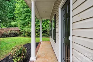 6116 Firethorne Ln, Concord, NC 28025 - Photo 3