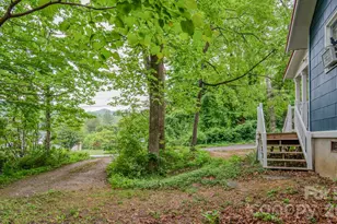24 Moore Cir, Black Mountain, NC 28711 - Photo 31