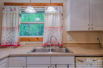 24 Moore Circle, Black Mountain, NC 28711 - Photo 15
