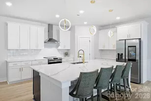 1517 Falcon St, Charlotte, NC 28211 - Photo 5