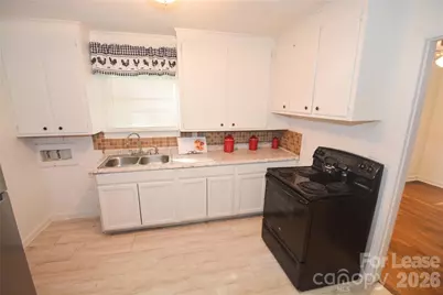 2143 Finchley Drive, Charlotte, NC 28215 - Photo 9
