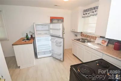2143 Finchley Drive, Charlotte, NC 28215 - Photo 7
