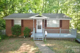2143 Finchley Dr, Charlotte, NC 28215 - Photo 1