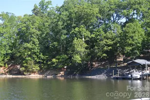 17701 Burnt Hickory Dr, Charlotte, NC 28278 - Photo 17
