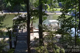 17701 Burnt Hickory Dr, Charlotte, NC 28278 - Photo 5
