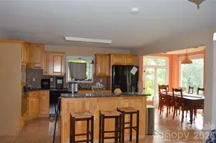 17701 Burnt Hickory Dr, Charlotte, NC 28278 - Photo 7