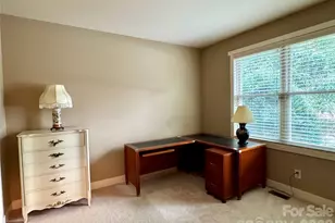 894 Dunroy Dr, Hendersonville, NC 28739 - Photo 23