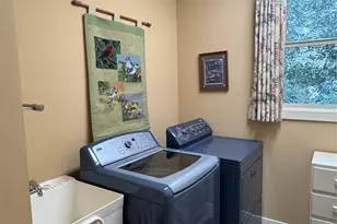 894 Dunroy Dr, Hendersonville, NC 28739 - Photo 25