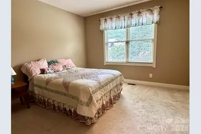 894 Dunroy Drive, Hendersonville, NC 28739 - Photo 39