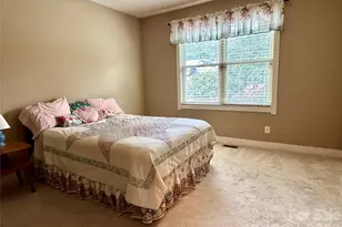 894 Dunroy Dr, Hendersonville, NC 28739 - Photo 39