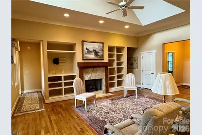 894 Dunroy Drive, Hendersonville, NC 28739 - Photo 7