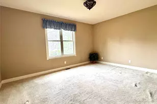 894 Dunroy Dr, Hendersonville, NC 28739 - Photo 31
