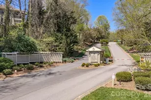 2401 Abbey Cir, Asheville, NC 28805 - Photo 21