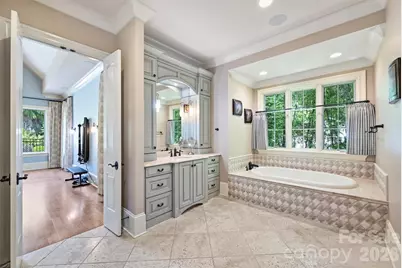 4901 Carmel Park Drive, Charlotte, NC 28226 - Photo 23