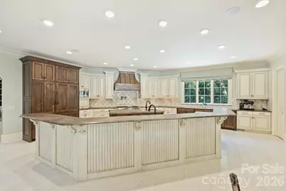 4901 Carmel Park Drive, Charlotte, NC 28226 - Photo 11