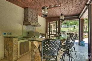 4901 Carmel Park Dr, Charlotte, NC 28226 - Photo 39