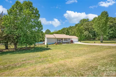 359 Rash Road, Olin, NC 28660 - Photo 3