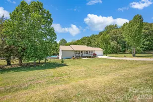 359 Rash Rd, Olin, NC 28660 - Photo 3