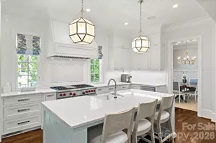2638 Hampton Ave, Charlotte, NC 28207 - Photo 15