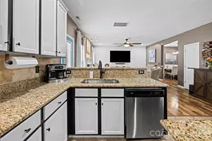 3967 Parkers Ferry Rd, Fort Mill, SC 29715 - Photo 13