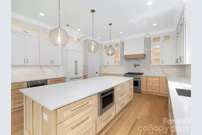 4339 Castlewood Road, Charlotte, NC 28209 - Photo 5