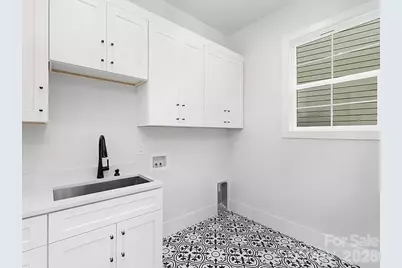 4339 Castlewood Road, Charlotte, NC 28209 - Photo 17