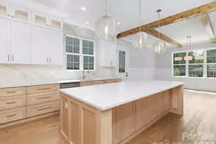 4339 Castlewood Rd, Charlotte, NC 28209 - Photo 7
