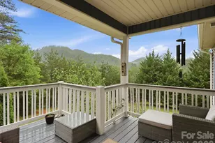 16 Lancaster Ln, Weaverville, NC 28787 - Photo 5