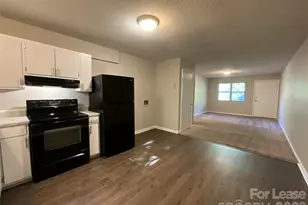 201 Arthur Dr, Thomasville, NC 27360 - Photo 5