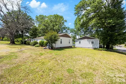 414 E Wilkins Street, Dallas, NC 28034 - Photo 19
