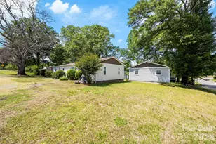 414 E Wilkins St, Dallas, NC 28034 - Photo 19