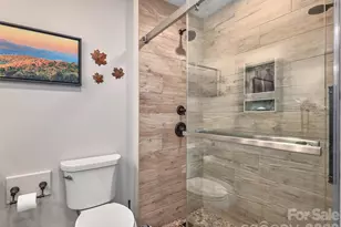 503 Fleetwood Plaza, Laurel Park, NC 28739 - Photo 25